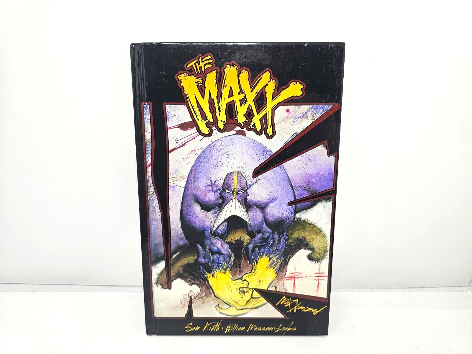 The Maxx Maxximized Hardcover Graphic Novel Volume 1 Sam Kieth IDW Publishing