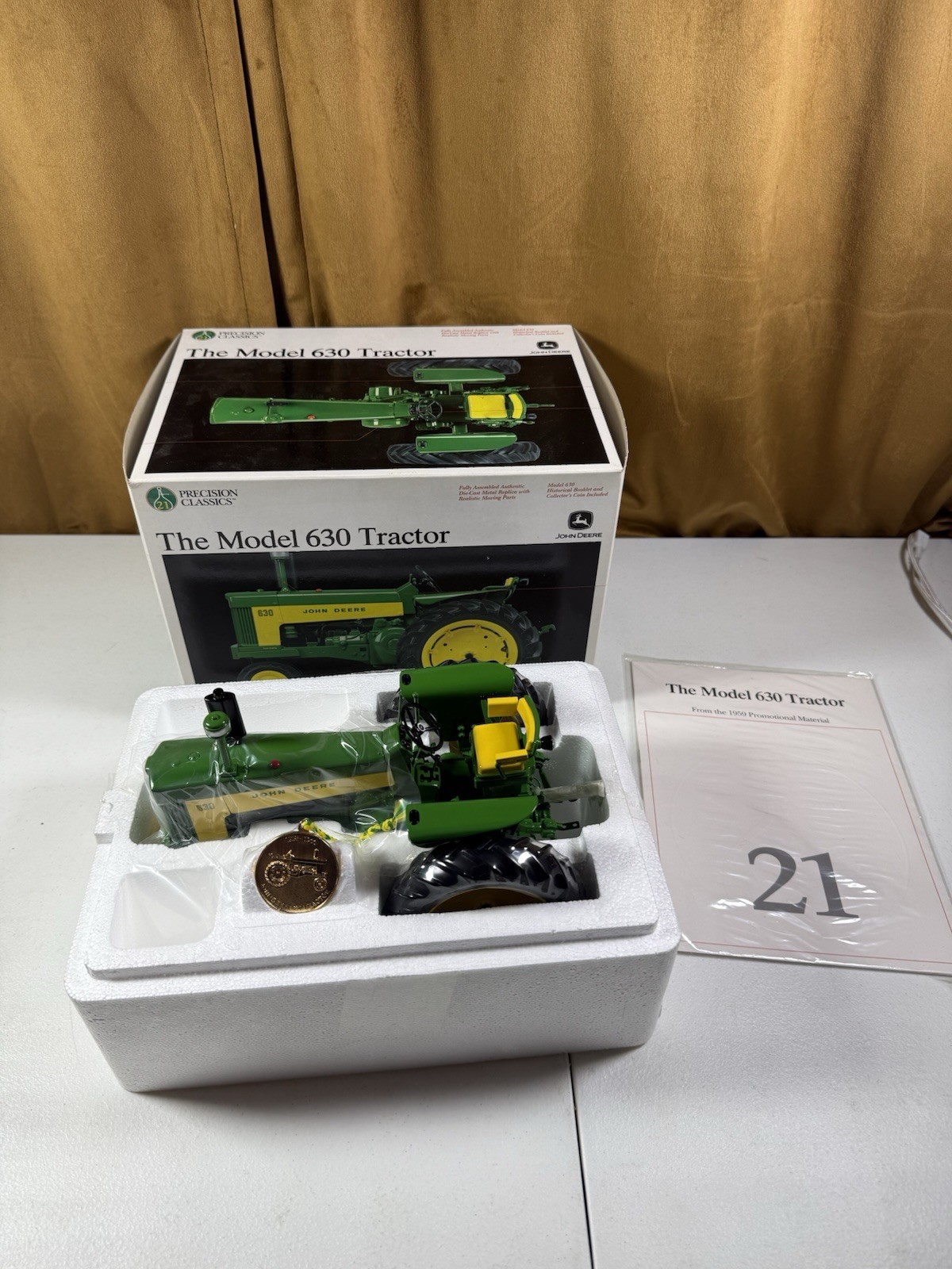 John Deere Model 630 Precision Classics Die-Cast 1/16 ERTL 2002 NEW OPEN BOX John Deere Model 630 Precision Classics Die-Cast 1/16 ERTL 2002 NEW OPEN BOX