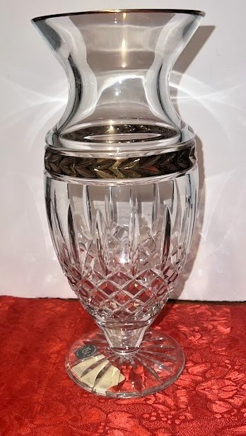 LENOX MAJESTIC GOLD FINE CRYSTAL FLOWER VASE 10 LENOX MAJESTIC GOLD FINE CRYSTAL FLOWER VASE 10