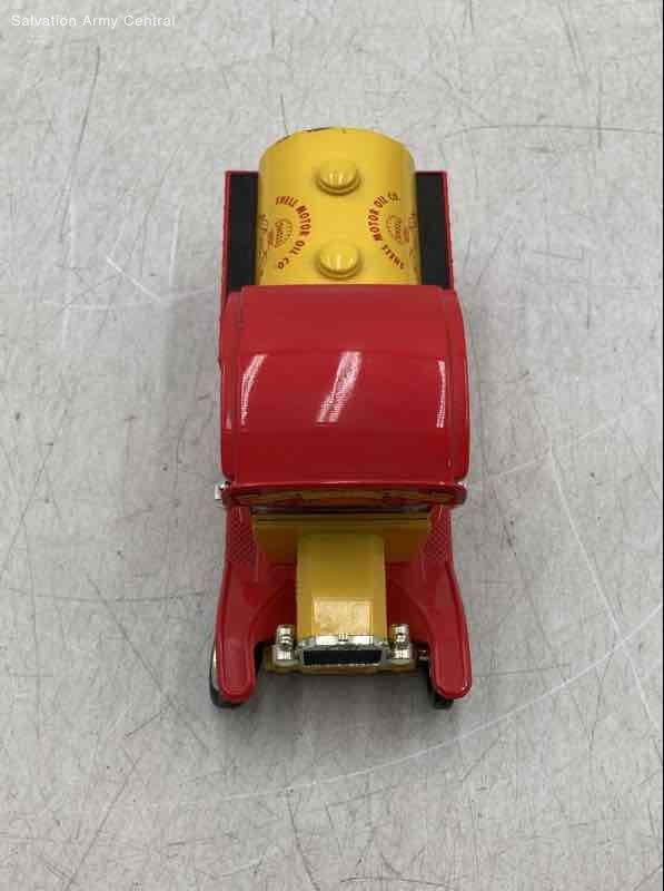 Shell Motor Company Yellow Red Metal Oil Delivery Truck Coin Bank Shell Motor Company Yellow Red Metal Oil Delivery Truck Coin Bank