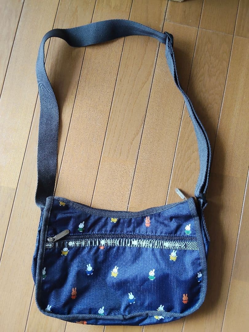 LeSportsac Miffy Navy Lightweight Shoulder Bag 65th Anniversary Edition LeSportsac Miffy Navy Lightweight Shoulder Bag 65th Anniversary Edition