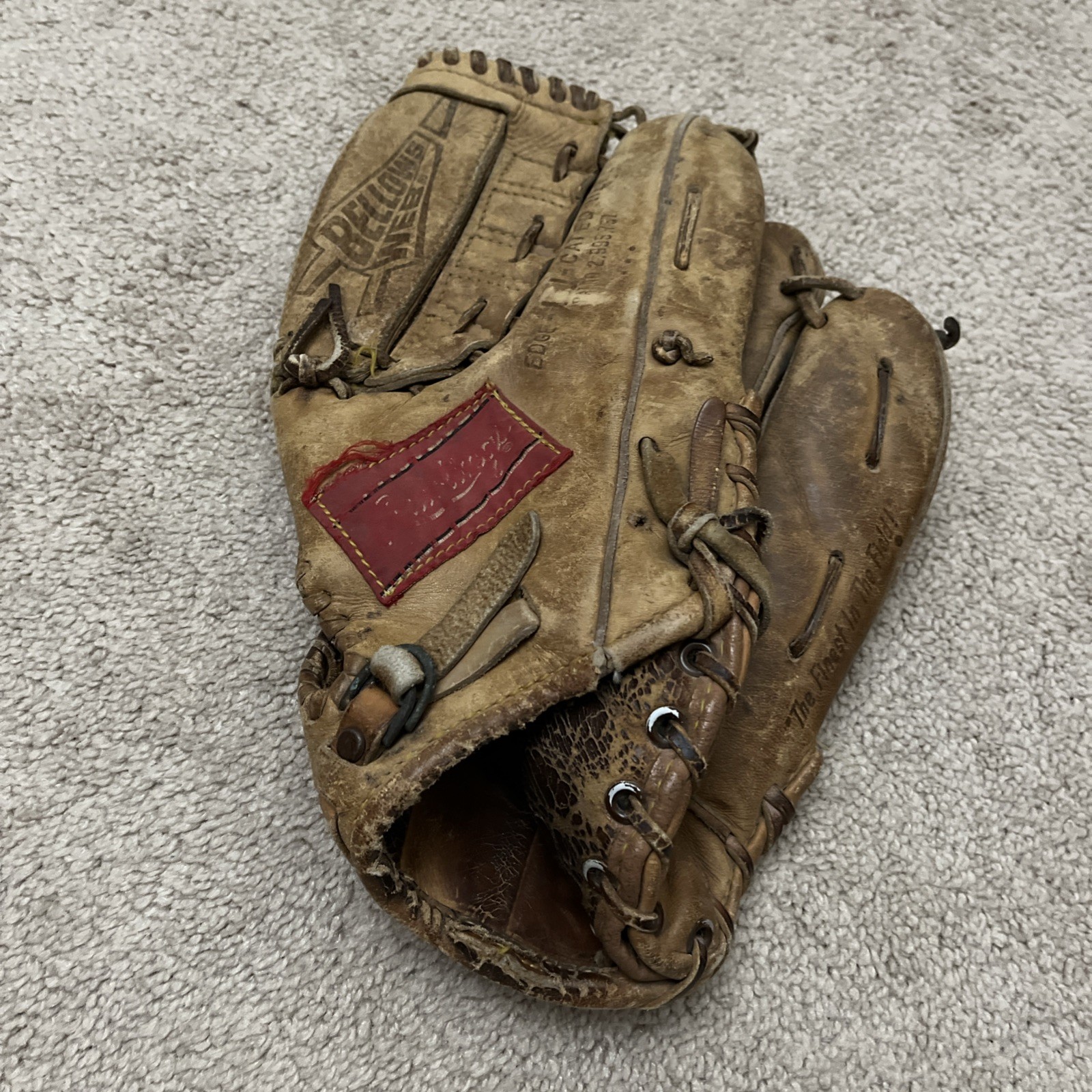 Vintage Rawlings Roberto Clemente Pirates Baseball Glove Mitt RHT VTG 1960s 60s Vintage Rawlings Roberto Clemente Pirates Baseball Glove Mitt RHT VTG 1960s 60s