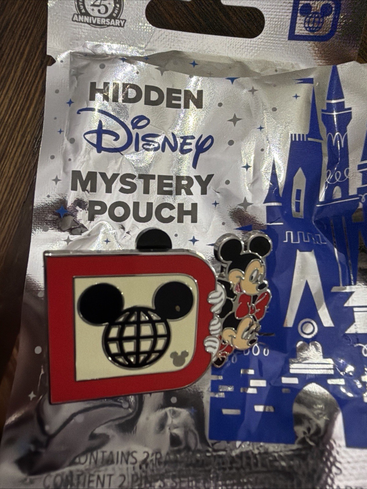 2025 WDW Mickey And Minnie Wave A Disney World D Chaser Disney Pin 2025 WDW Mickey And Minnie Wave A Disney World D Chaser Disney Pin