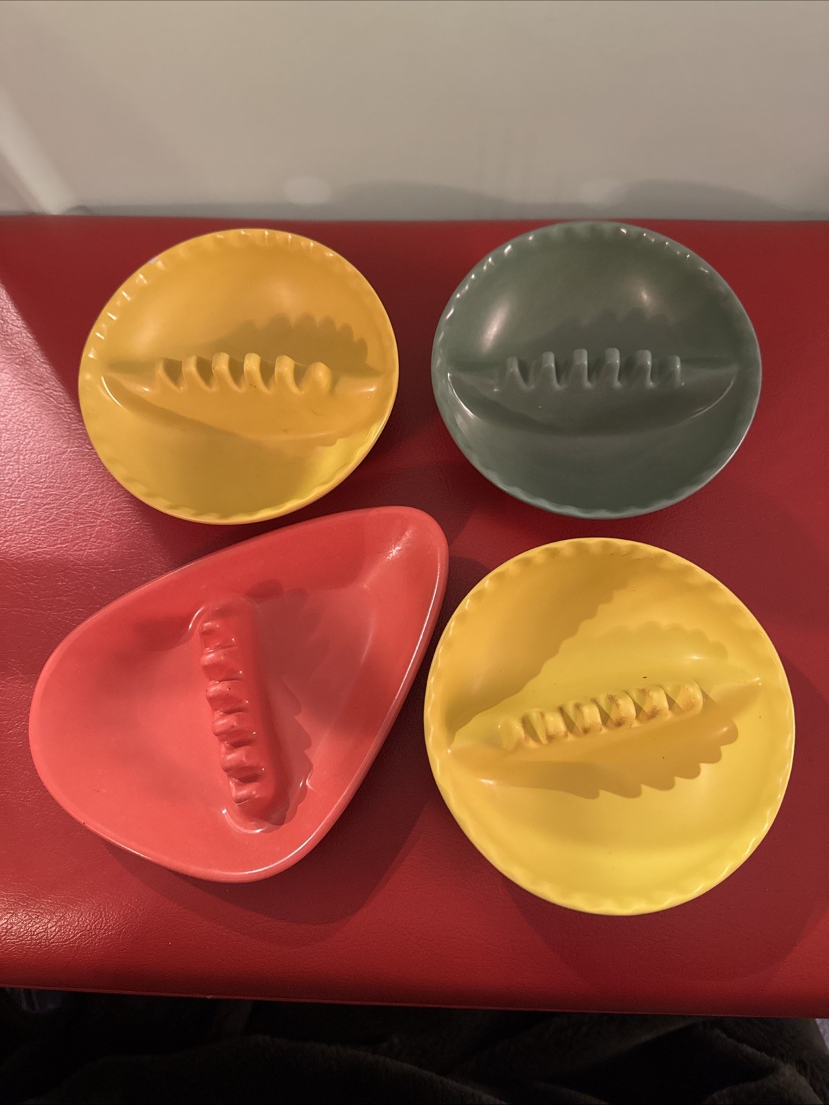 Lot of 4 Vintage Anholt Melamine Ashtrays 2 Yellow 1 Green 1 Orange Lot of 4 Vintage Anholt Melamine Ashtrays 2 Yellow 1 Green 1 Orange