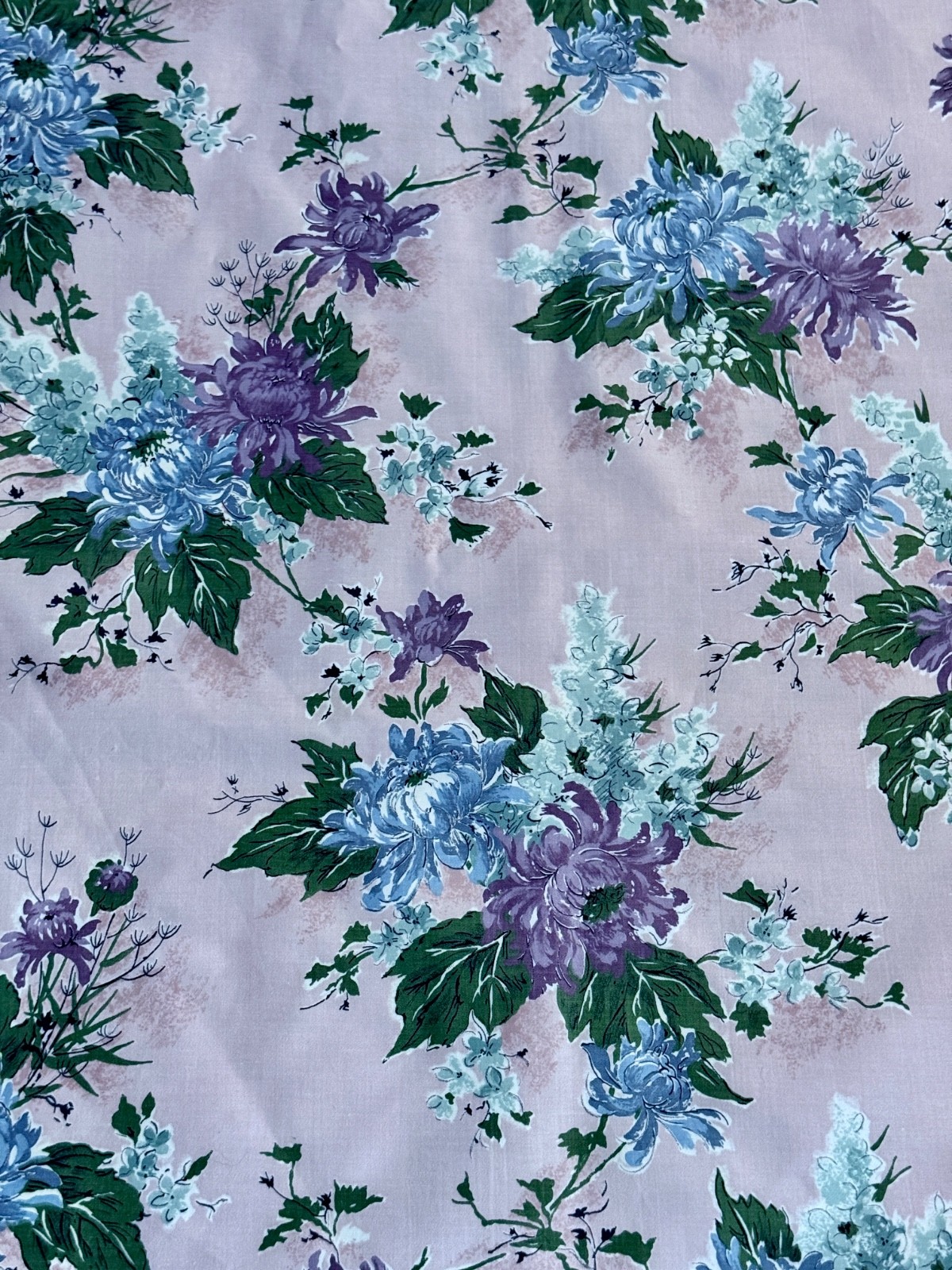 40’s Lavender Pink Chrysanthemums Hollywood Regency Barkcloth Era Vintage Fabric