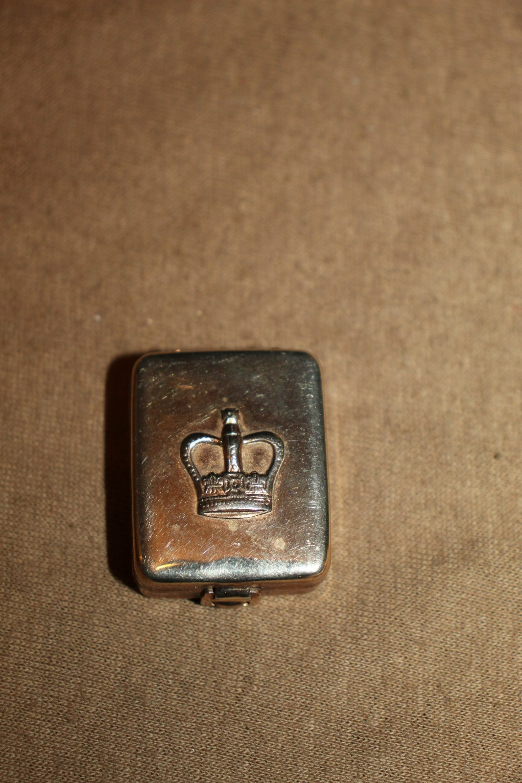 Original Vintage Royal British Metal (Queens Crown) Locket Device