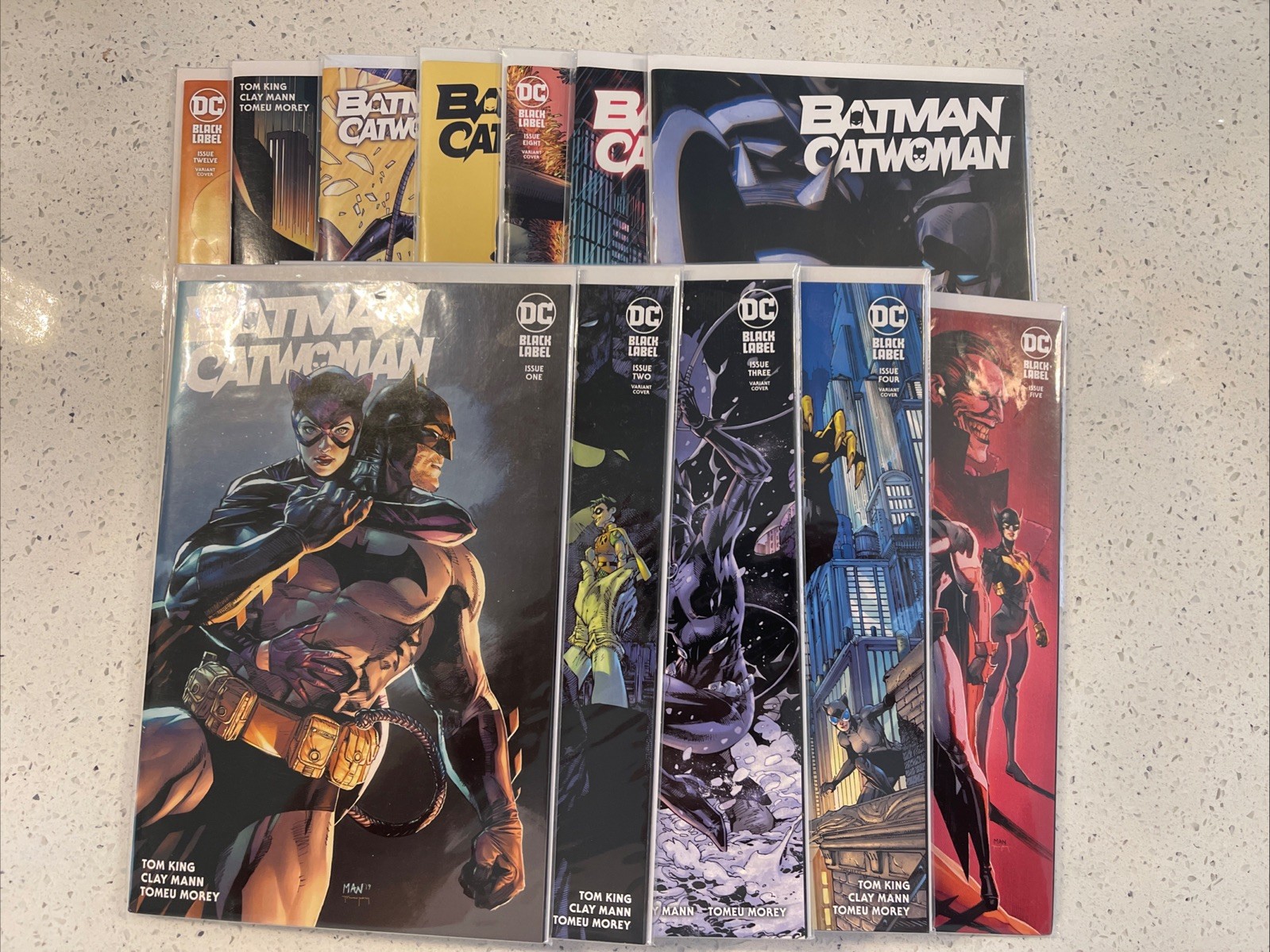 Batman / Catwoman #1 - 12 Clay Mann/ Jim Lee (DC Comics February 2021) Batman / Catwoman #1 - 12 Clay Mann/ Jim Lee (DC Comics February 2021)