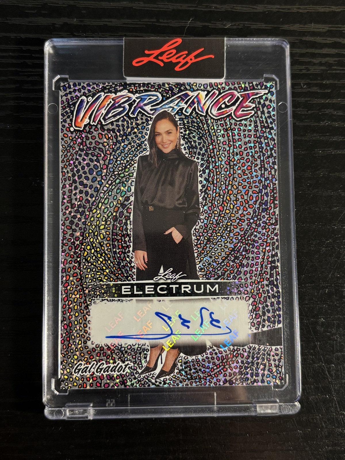2025 Leaf Vibrance Gal Gadot Auto #V-GG1 Electrum 1/1 2025 Leaf Vibrance Gal Gadot Auto #V-GG1 Electrum 1/1