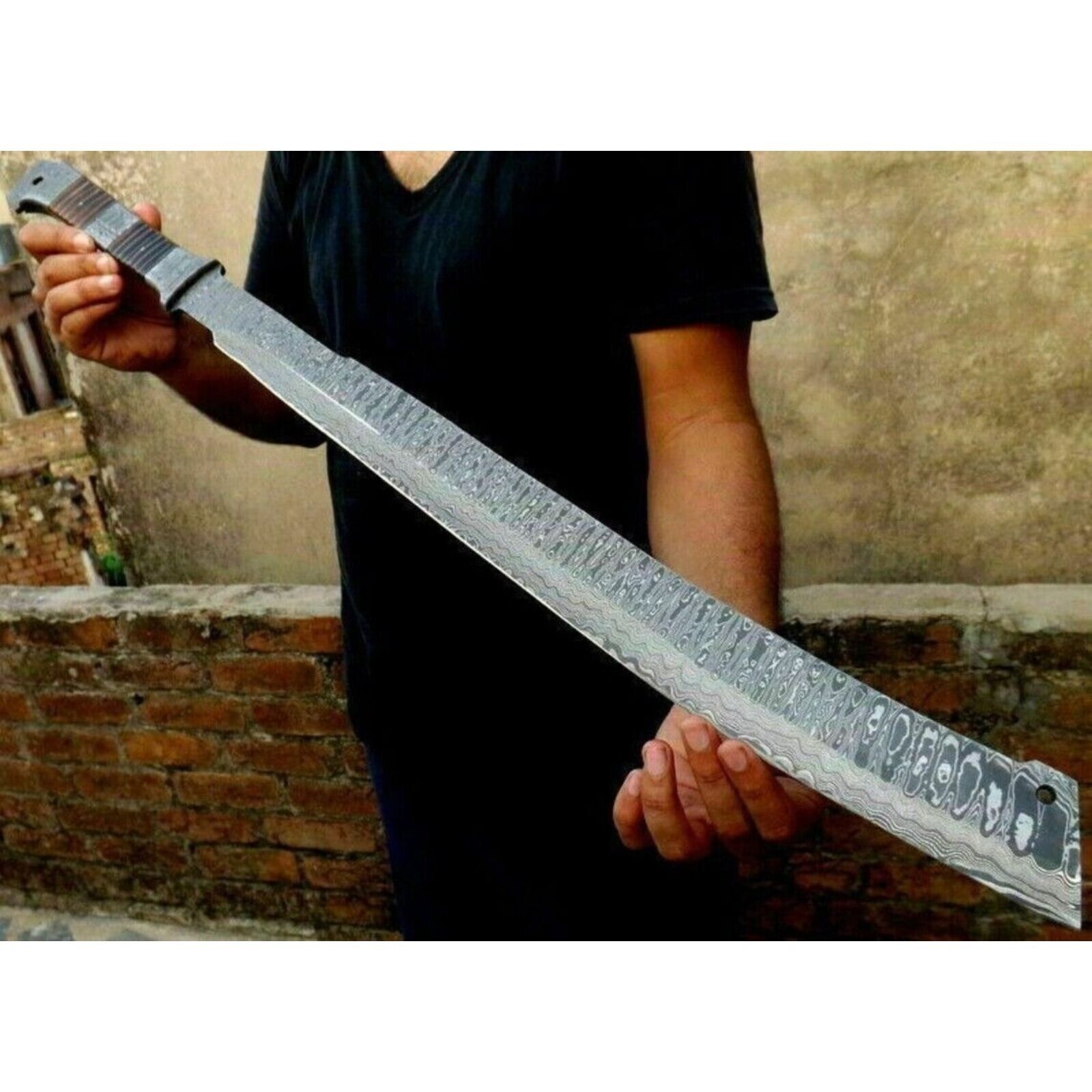 Custom Handmade Sword Damascus Steel Full Tang Viking Sword Survival Outdoor cam