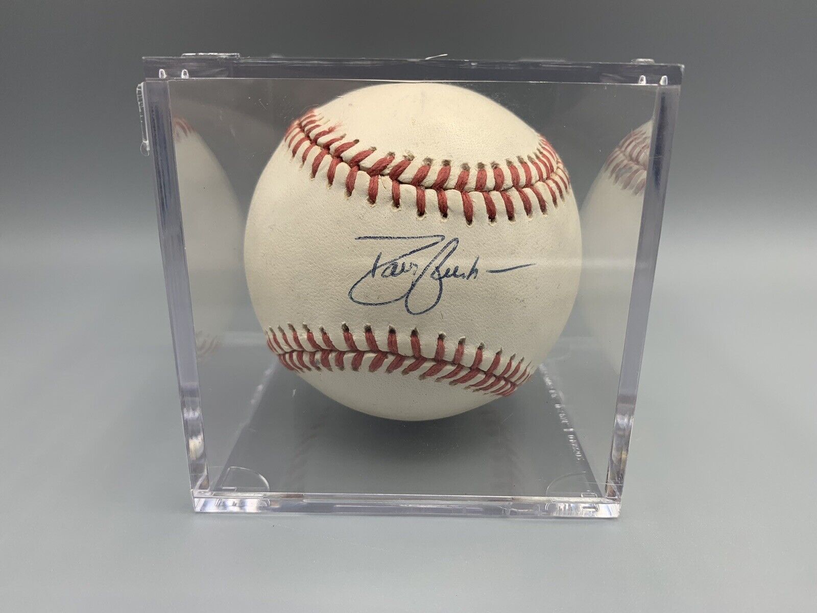 David (Dave) Justice Autographed Baseball W/ COA Atlanta Braves