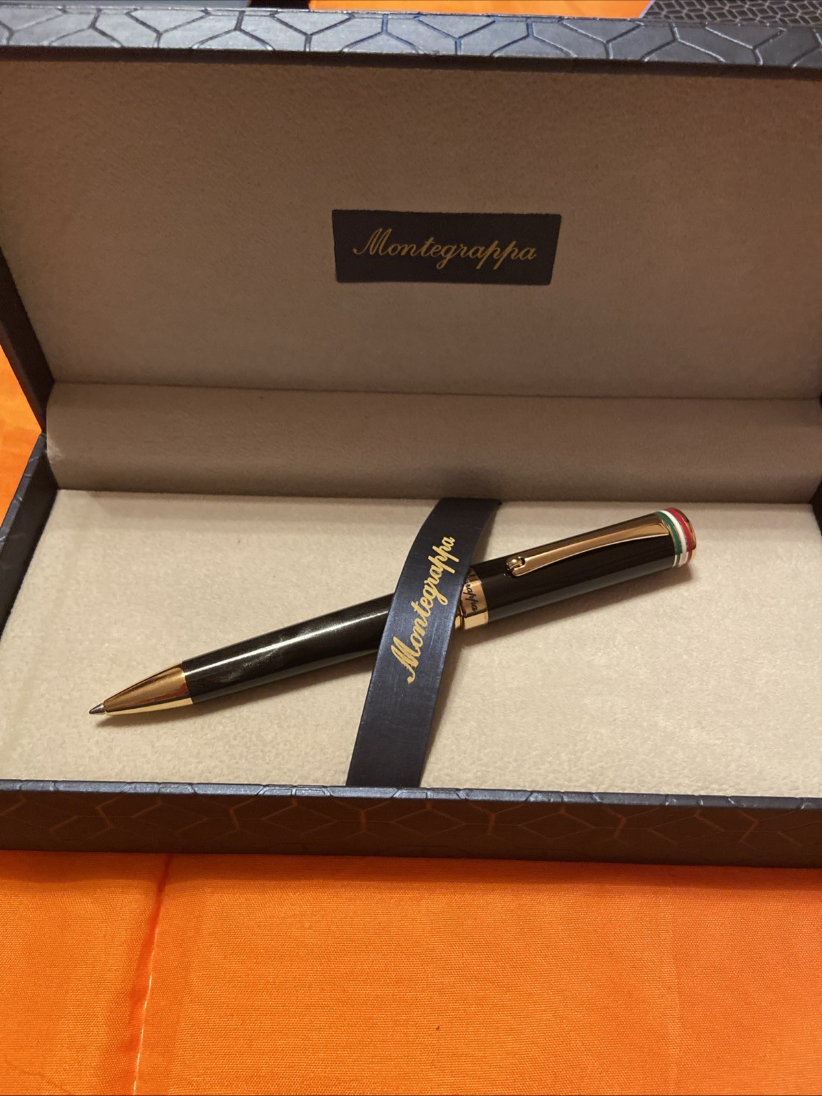 Montegrappa Pen, Made In Italy Montegrappa Pen, Made In Italy