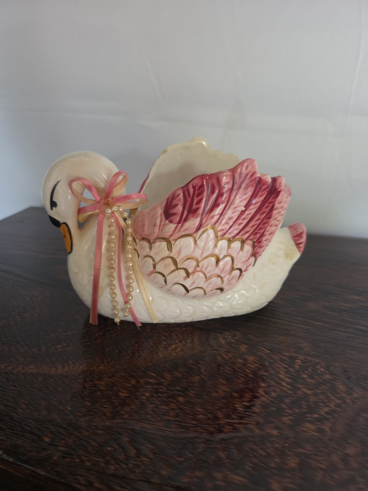 Vintage young's inc swan planter Vintage young's inc swan planter