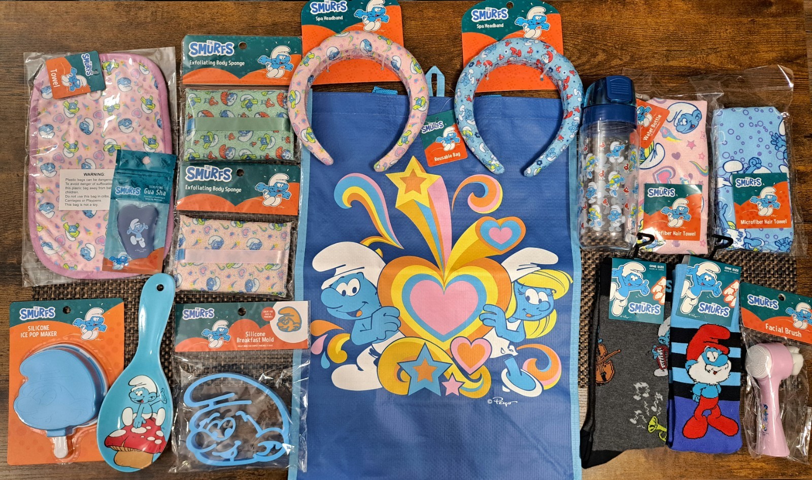 Smurfs lot 16 piece: headband sponge towel socks water bottle etc. New
