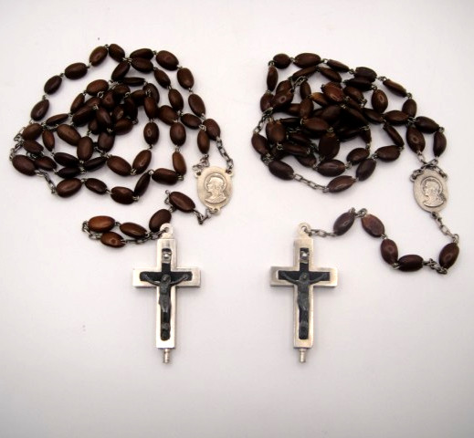 Lot of 2 Antique Real Seed Rosaries Terra Catacombe Roma Italy Secret Reliquary
