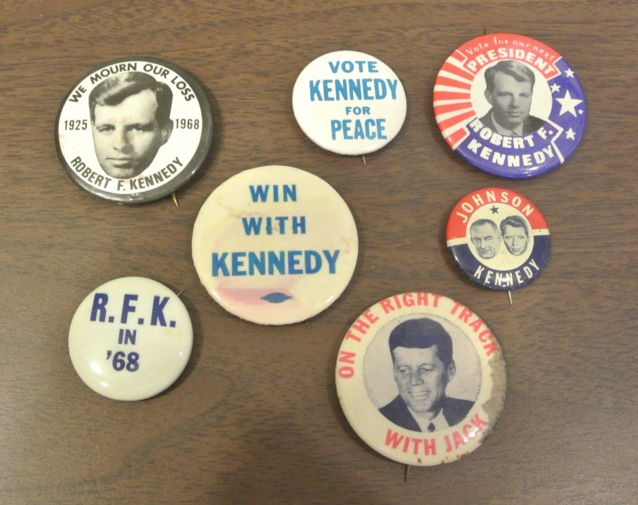 Lot of 7 Vintage political pins JFK & RFK Kennedy with coins Lot of 7 Vintage political pins JFK & RFK Kennedy with coins