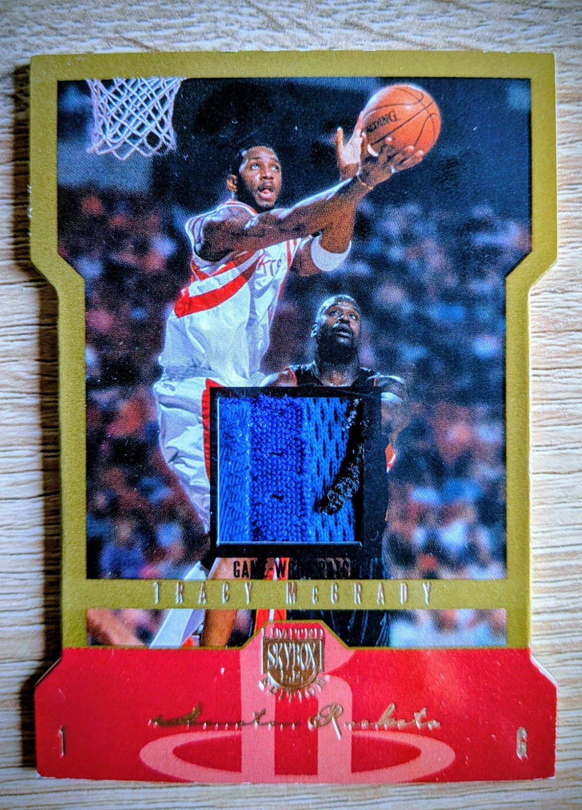 2004-05 Fleer Game Worn Jersey #35 Tracy McGrady /50 (Houston Rockets) 2004-05 Fleer Game Worn Jersey #35 Tracy McGrady /50 (Houston Rockets)