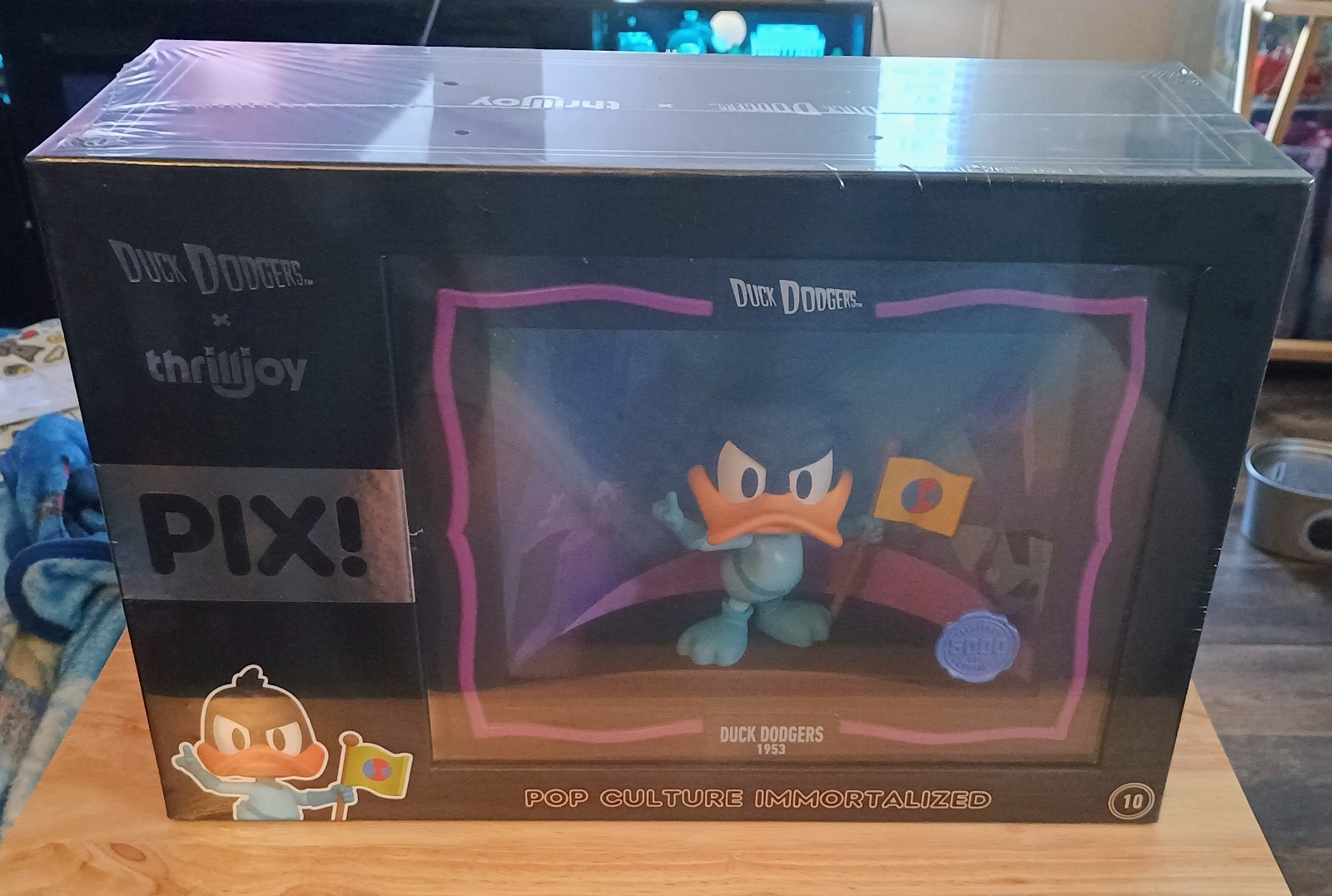 Thrilljoy PIX Duck Dodgers Vinyl Figure Limited Edition 5000 PCS Sealed Thrilljoy PIX Duck Dodgers Vinyl Figure Limited Edition 5000 PCS Sealed