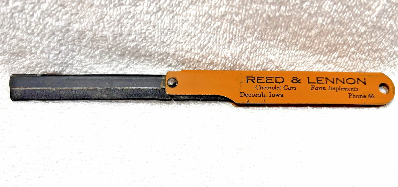 Vintage Windshield Squeegee, Read & Lennon, Chevrolet Cars, Decorah, IA Vintage Windshield Squeegee, Read & Lennon, Chevrolet Cars, Decorah, IA