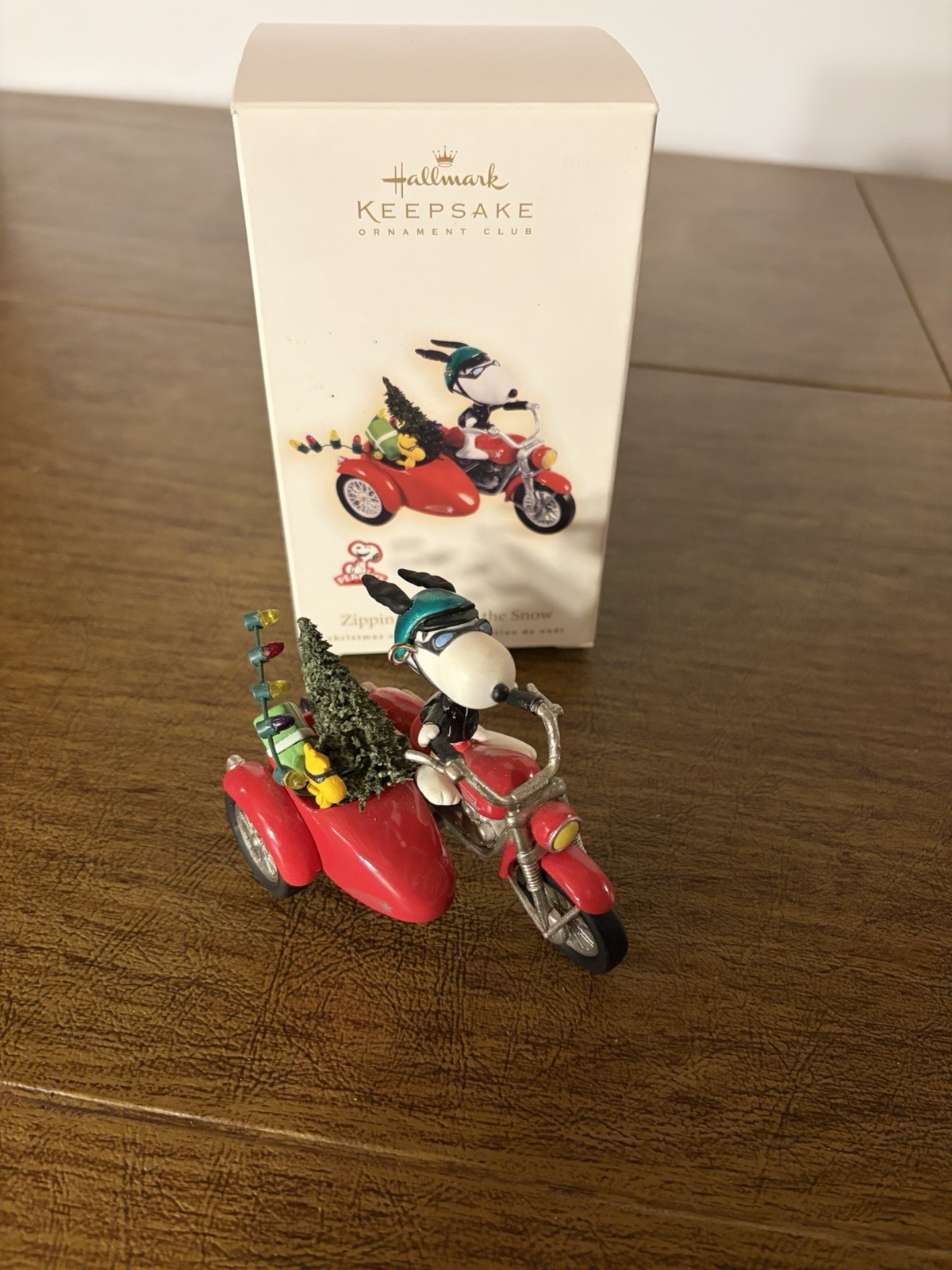 New Hallmark 2009 Zipping Through the Snow Snoopy Woodstock Motorcycle Sidecar. New Hallmark 2009 Zipping Through the Snow Snoopy Woodstock Motorcycle Sidecar.