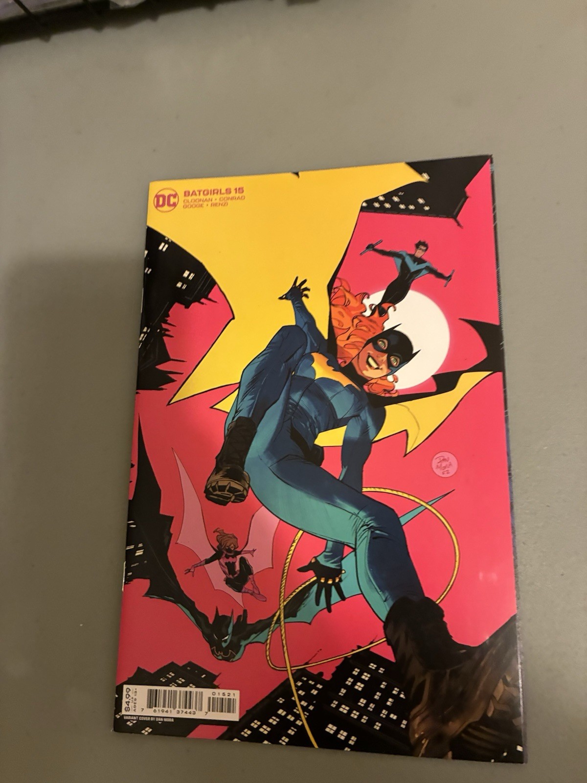 “Batgirls,” #15 Dan Mora Variant; DC Comics; April 2023; 9.4 NM; Ships Free