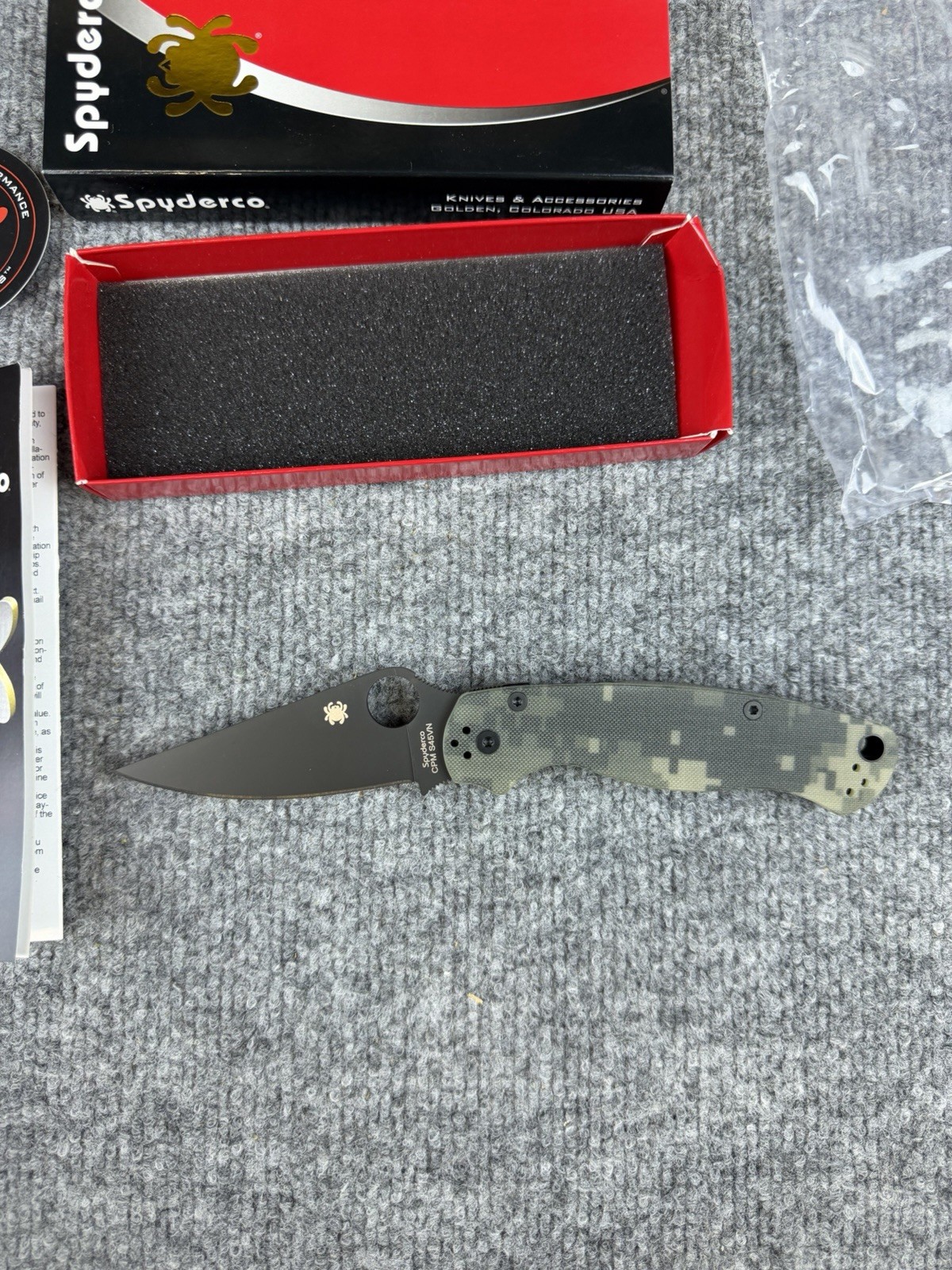 New Spyderco Paramilitary 2 Knife Digi Camo (3.4