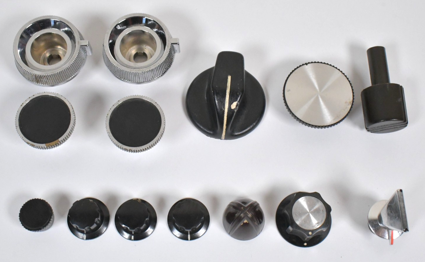 Lot of (13) Vtg & Antique Radio Knobs Car CB Tube Ham etc PARTS
