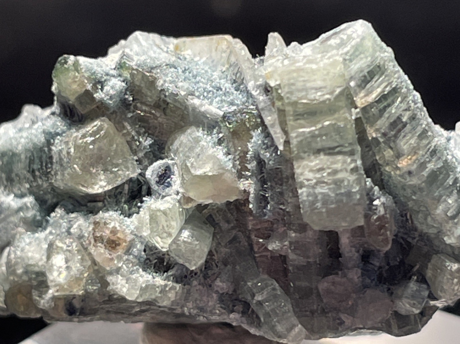 RARE ALKALI BERYL/VOROBYAVITE W/TOURMALINE MINIATURE BADAKSHAN,AFGHANISTAN RARE ALKALI BERYL/VOROBYAVITE W/TOURMALINE MINIATURE BADAKSHAN,AFGHANISTAN