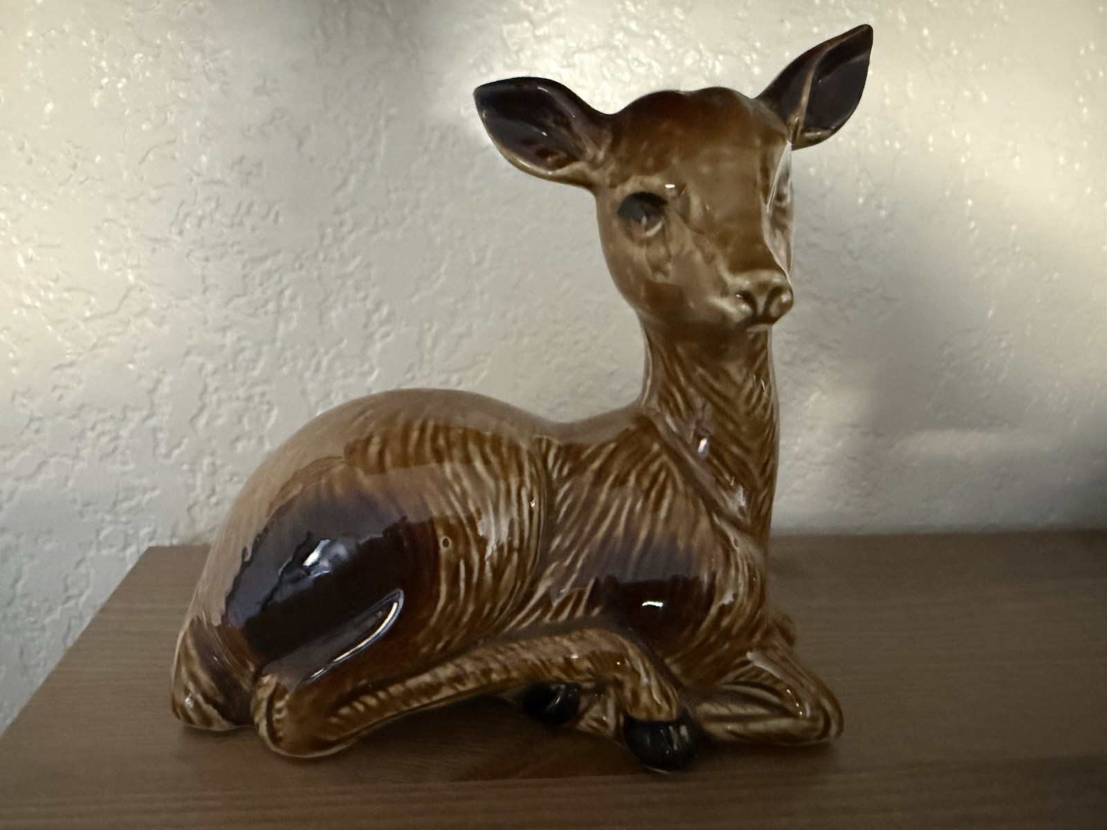 Vintage Ceramic Deer Doe Figurine Brown Glaze Reclining Woodland Decor 6” Vintage Ceramic Deer Doe Figurine Brown Glaze Reclining Woodland Decor 6”