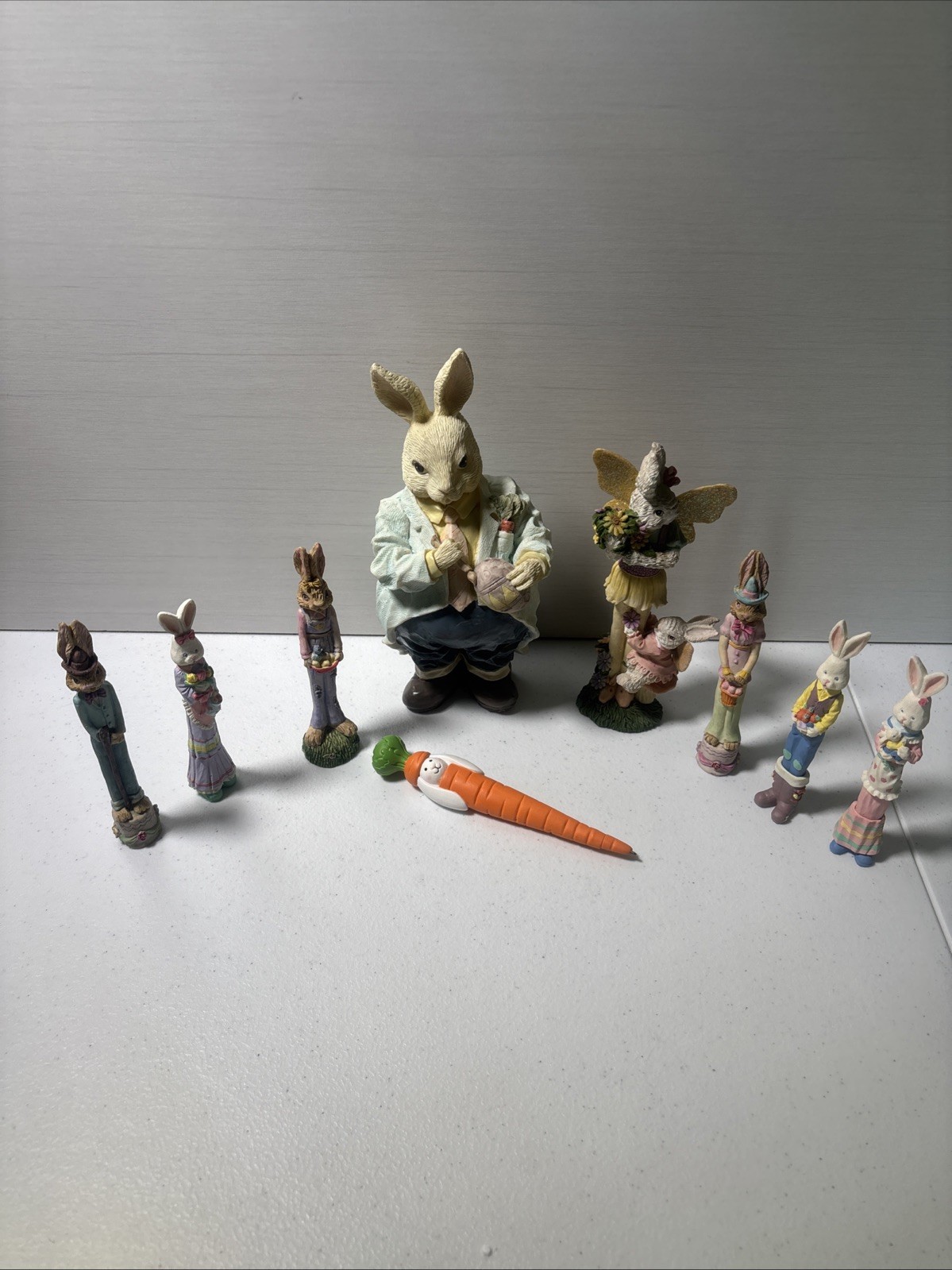 LOT OF 9 CUTE BUNNIES FOR EASTER LOT OF 9 CUTE BUNNIES FOR EASTER