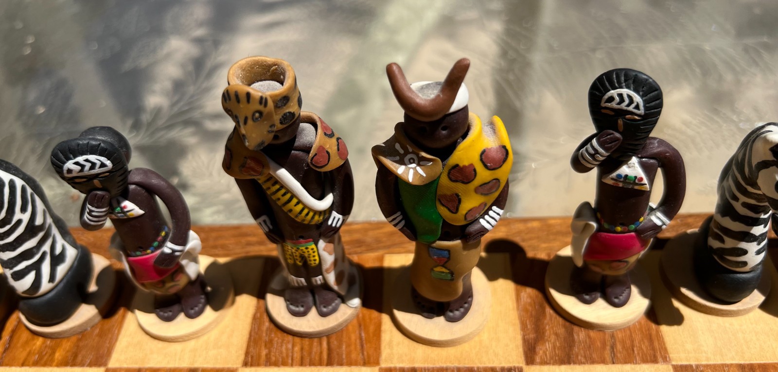 Authentic Chess Set -Tribal Zulu vs Xhosa - South Africa Authentic Chess Set -Tribal Zulu vs Xhosa - South Africa