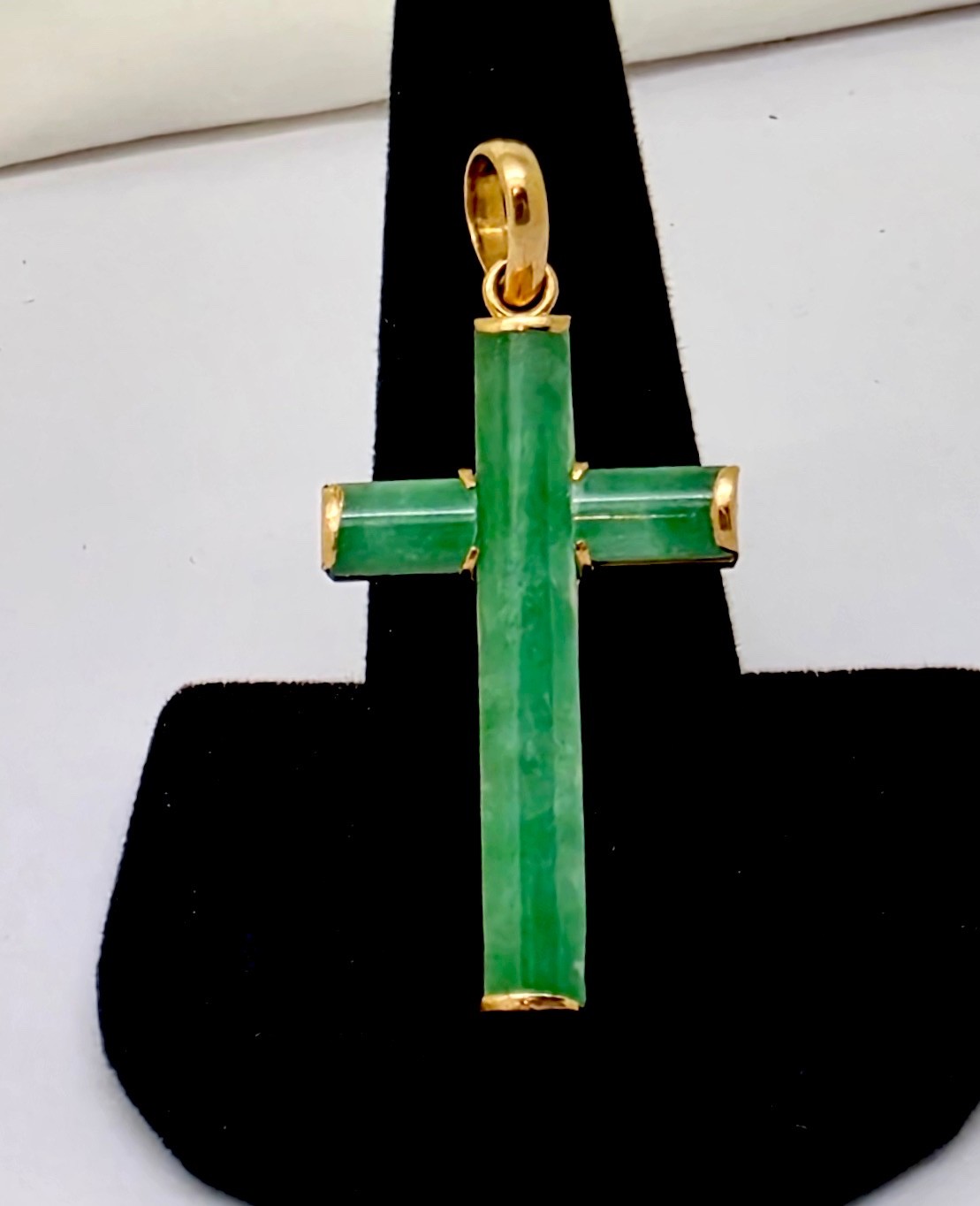 VINTAGE 18K SOLID GOLD MOUNTED JADE CROSS PENDANT,1 3/4 VINTAGE 18K SOLID GOLD MOUNTED JADE CROSS PENDANT,1 3/4