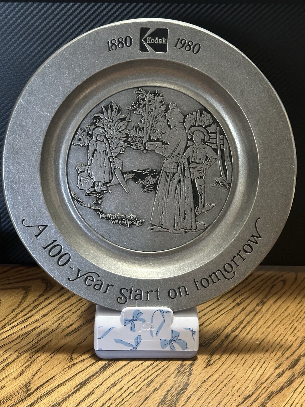 Kodak 1880-1980 Anniversary Pewter Collector Plate Round Relief Cast Gray Kodak 1880-1980 Anniversary Pewter Collector Plate Round Relief Cast Gray