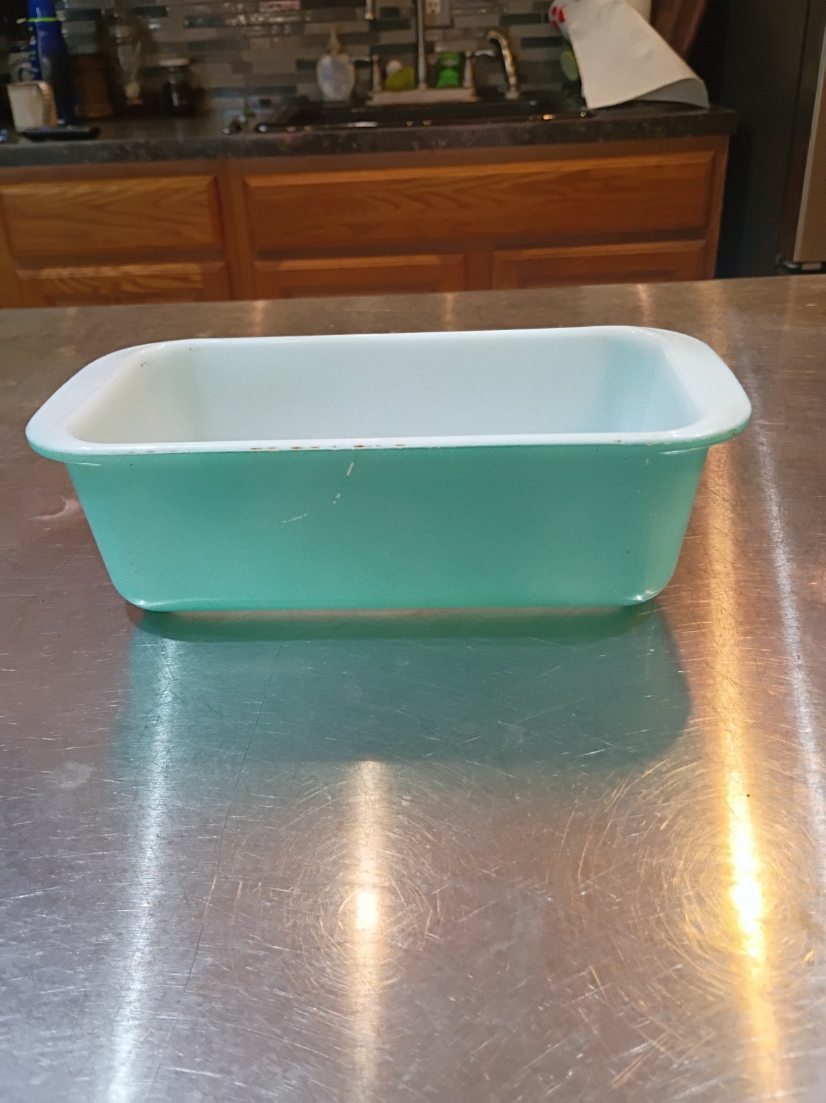Vintage MCM Classic Pyrex Loaf Pan #213, 1.5 Quart Turquoise Vintage MCM Classic Pyrex Loaf Pan #213, 1.5 Quart Turquoise
