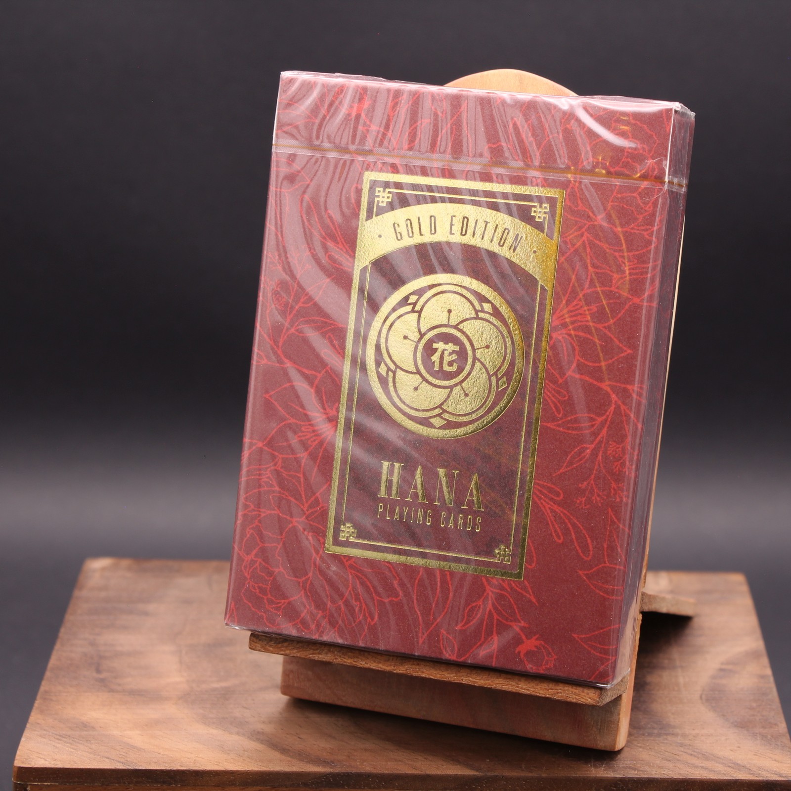 Hana Playing Cards Gold Edition by Steve Minty Hana Playing Cards Gold Edition by Steve Minty