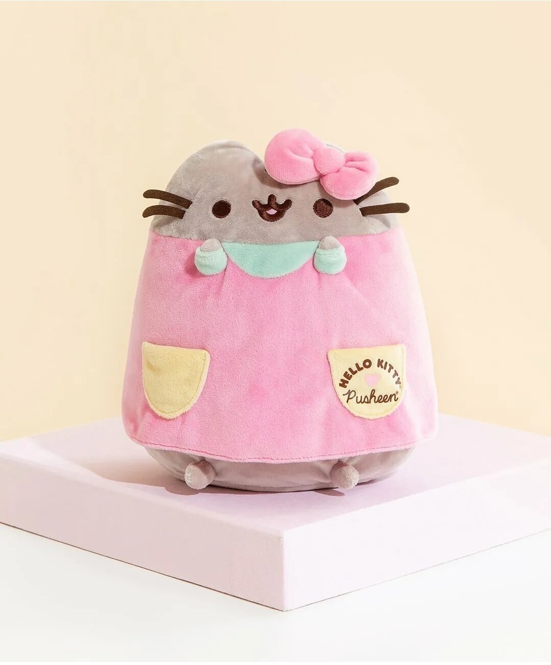 GUND Hello Kitty x Pusheen Costume Plush New - Sealed GUND Hello Kitty x Pusheen Costume Plush New - Sealed