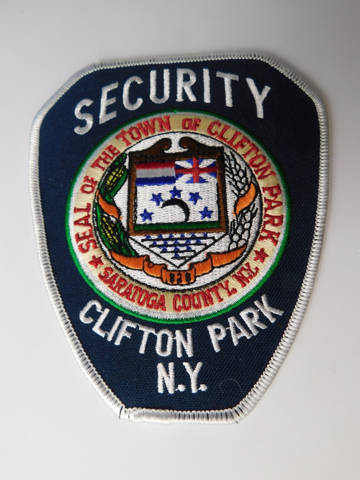 CLIFTON PARK NY SECURITY VINTAGE PATCH SHOULDER CREST STATE POLICE SOUVENIR CLIFTON PARK NY SECURITY VINTAGE PATCH SHOULDER CREST STATE POLICE SOUVENIR
