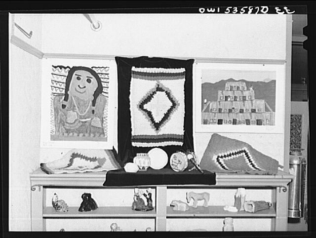 Photo:Wilmington Delaware Tower Hill School Art Display 1942 1943