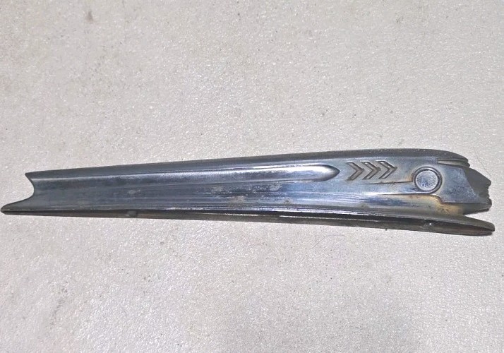 Rare Vintage 1937 Pontiac 6 Silver Streak Hood Ornament OEM Casting 1-29757 Rare Vintage 1937 Pontiac 6 Silver Streak Hood Ornament OEM Casting 1-29757