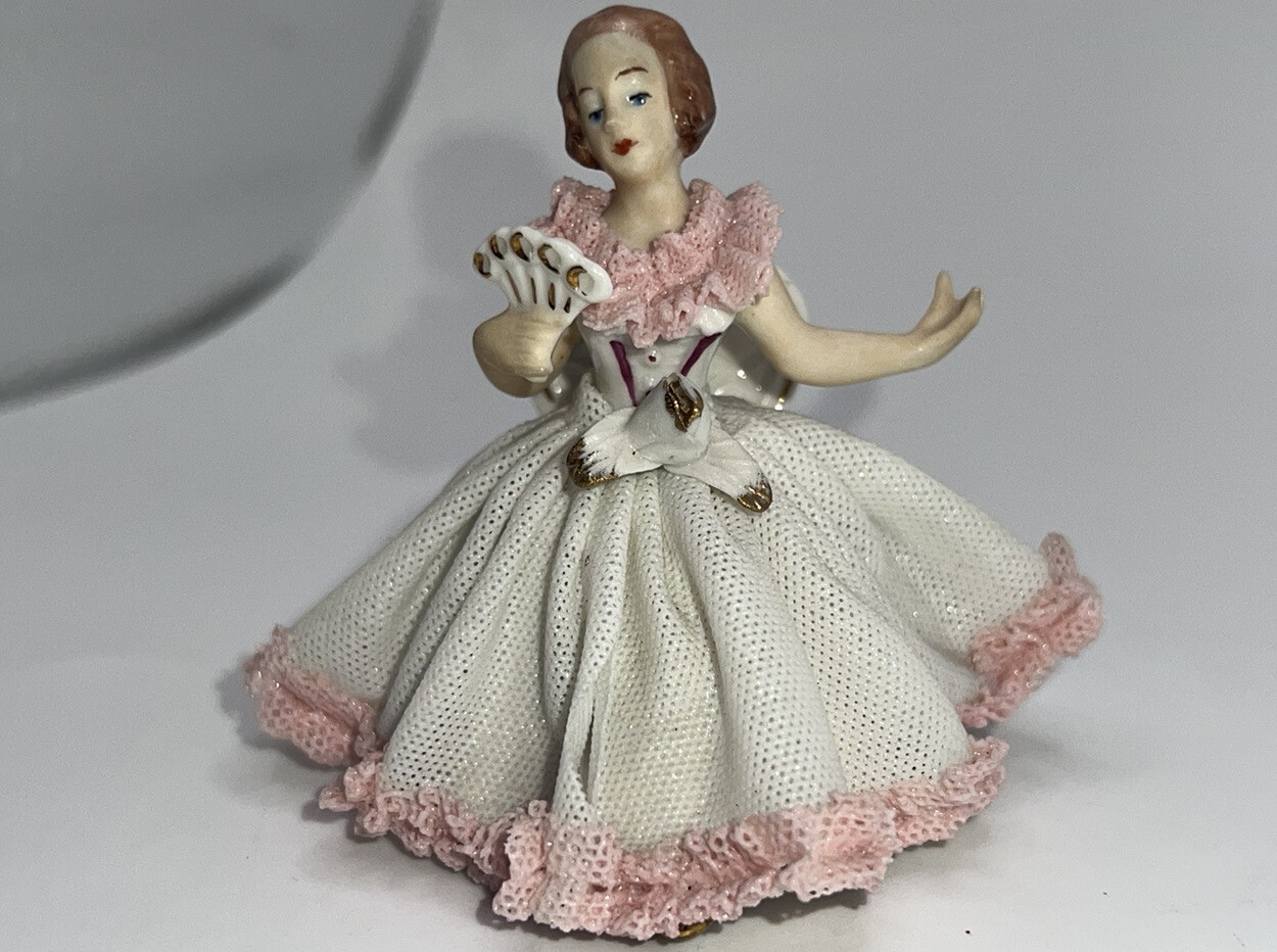 Antique Dresden lace figurine Lady Poppi READ Description & View Photos Antique Dresden lace figurine Lady Poppi READ Description & View Photos