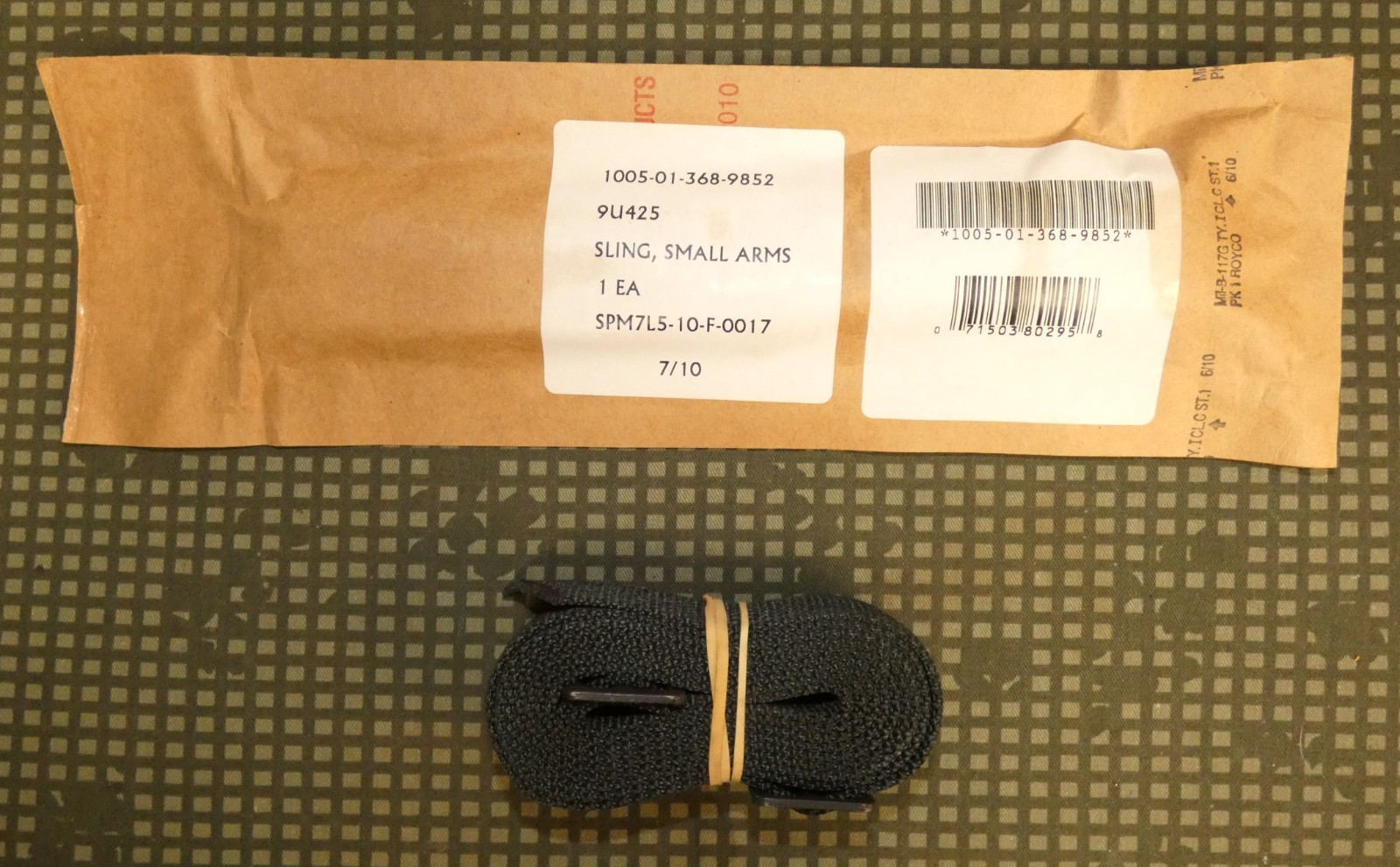 Original USGI 2000s Black Nylon Small Arms Sling (unissued) Rifle Sling Original USGI 2000s Black Nylon Small Arms Sling (unissued) Rifle Sling