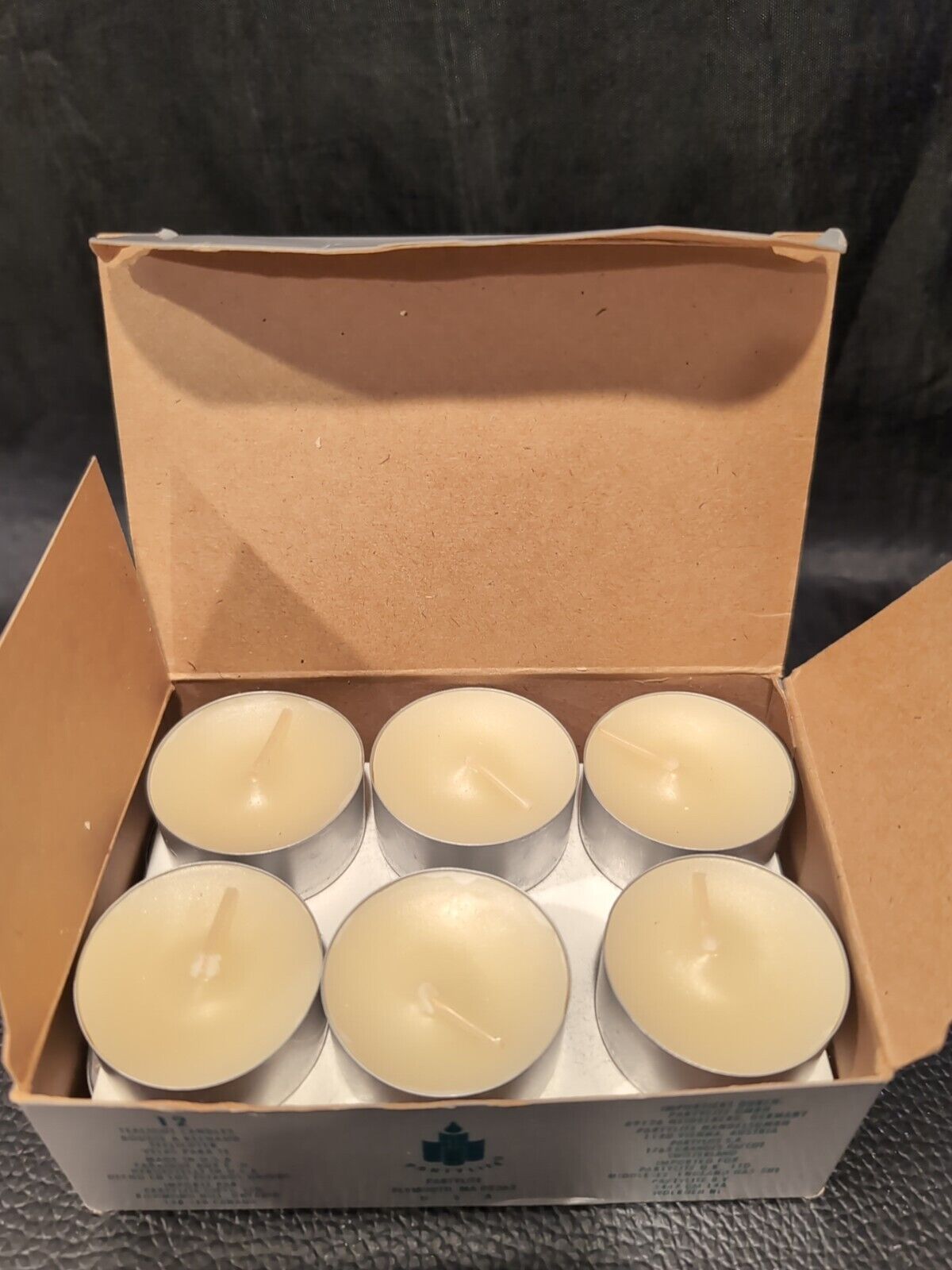 PartyLite Vanilla Tealights Box of 12 Candles V0211 NEW IN BOX 