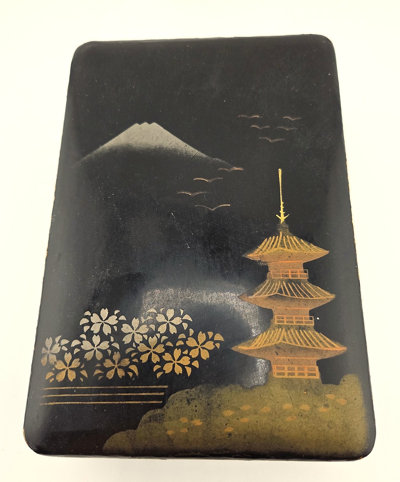 Vintage Japanese Black Lacquer Trinket Box Mt Fuji Pagoda Red Velvet Japan As Is