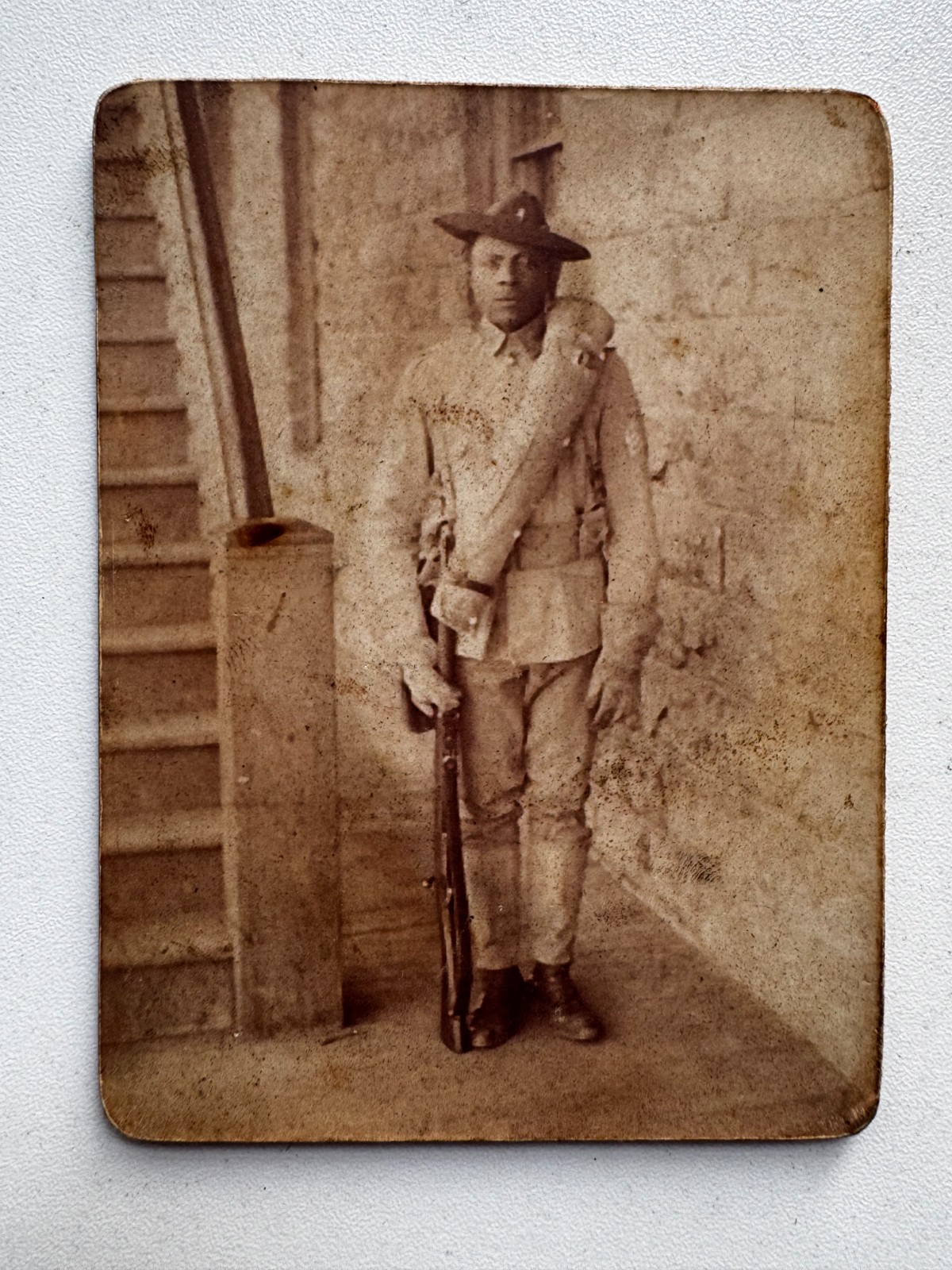 Cabinet Card WW1 African American Soldier Uniform Holding Rifle 3.2 x 4.2 Cabinet Card WW1 African American Soldier Uniform Holding Rifle 3.2 x 4.2