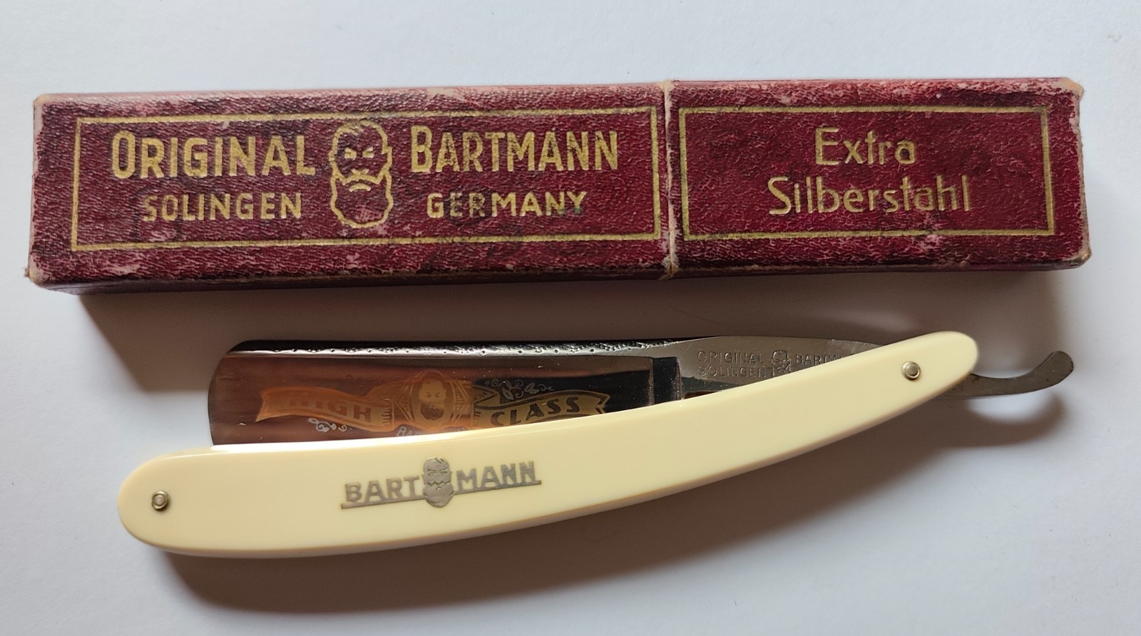 Vintage Bartmann 505 High Class Straight Razor Manganese Steel Solingen Vintage Bartmann 505 High Class Straight Razor Manganese Steel Solingen