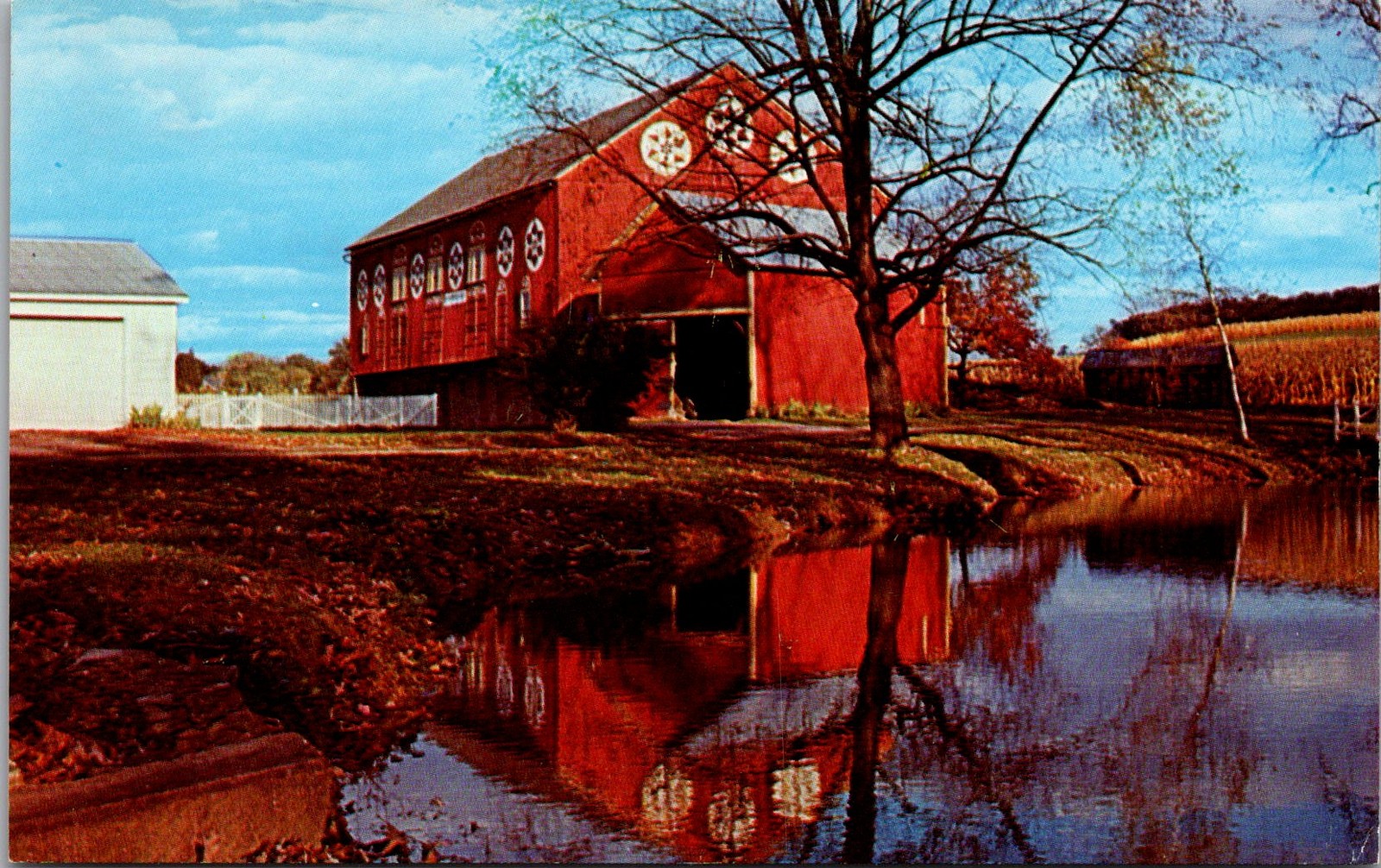 Hex Sign Barn Near Allentown PA Dutch Country Vintage Postcard 5P21-6 Hex Sign Barn Near Allentown PA Dutch Country Vintage Postcard 5P21-6