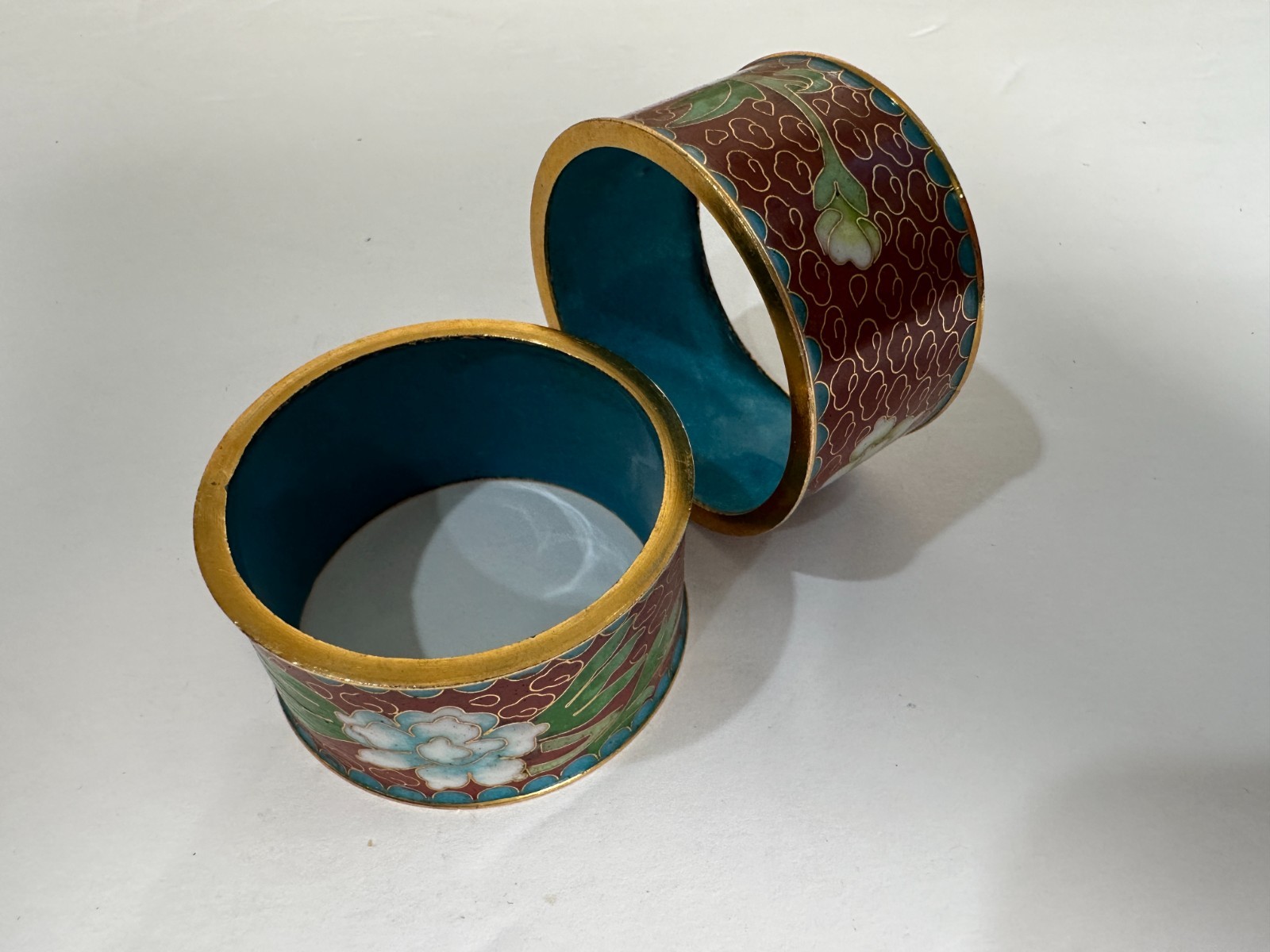 Vintage Chinese Cloisonne Napkin Rings, Set of 2 Enamel Vintage Chinese Cloisonne Napkin Rings, Set of 2 Enamel