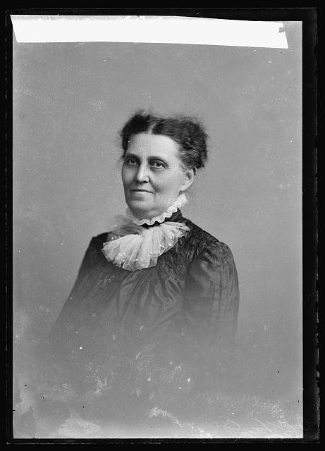 Photo:Edmunds, Mrs. J.R.