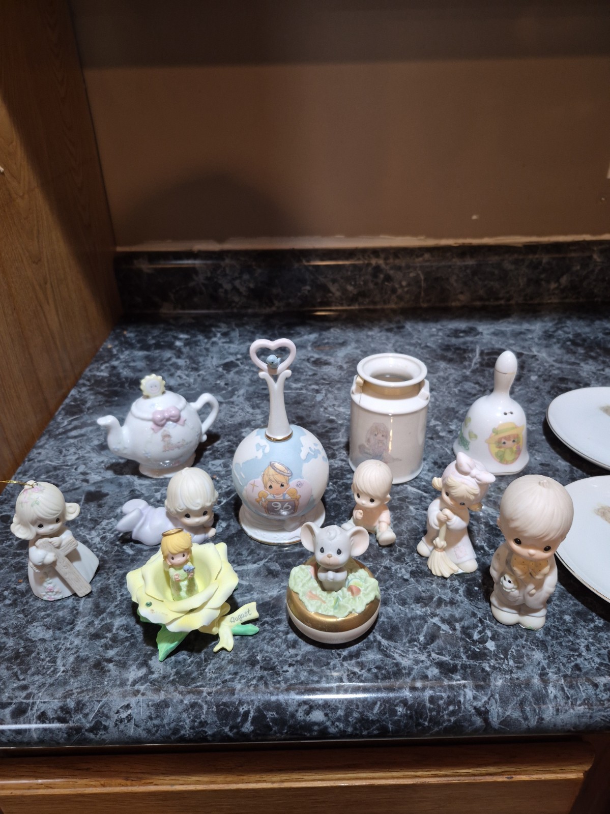 Huge Vintage Precious Moments 15 Pc Lot Figurines Bells Teapot Plates Decor