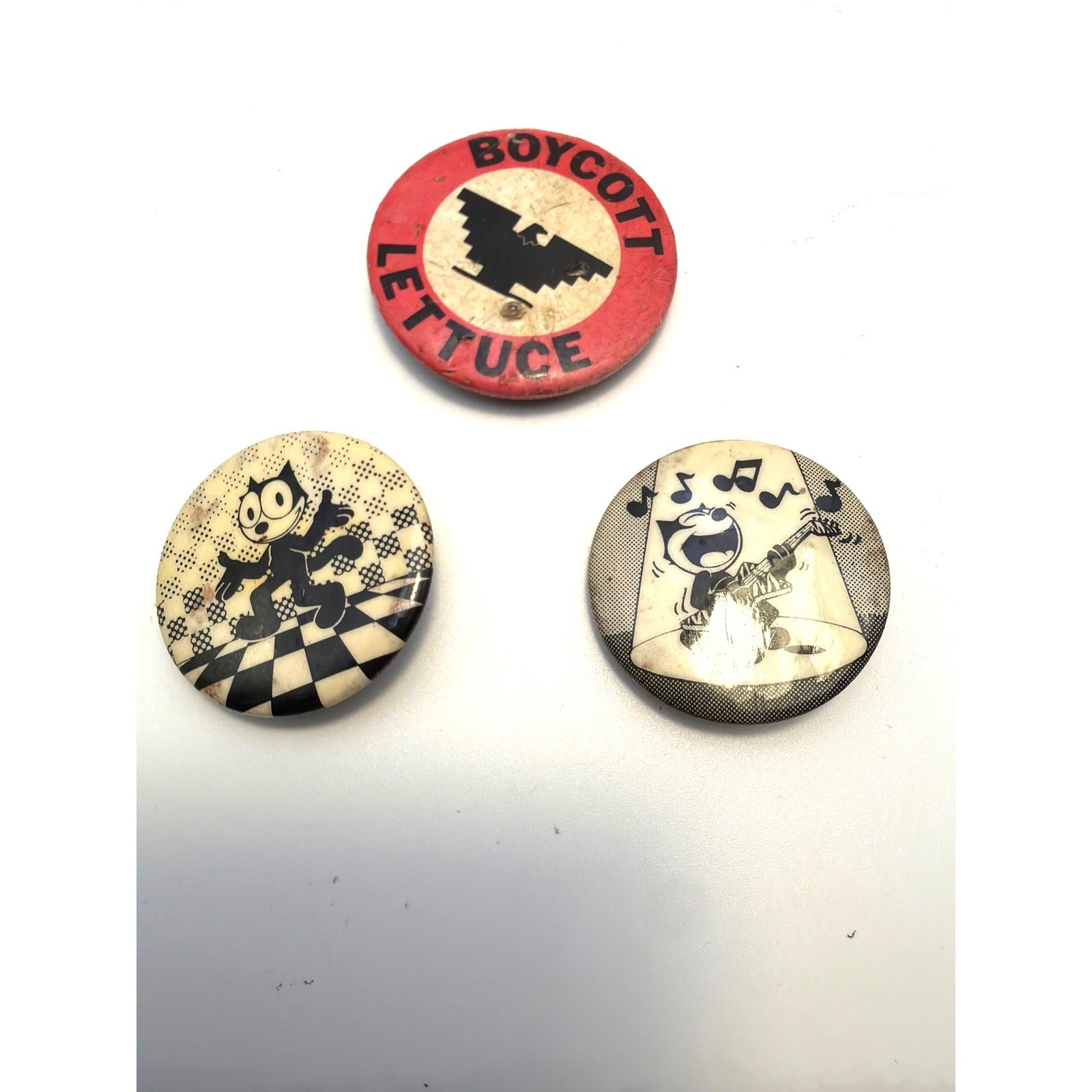 Vintage Felix the Cat 1981 & UFW Boycott Lettuce Pinback Button Lot 3pc