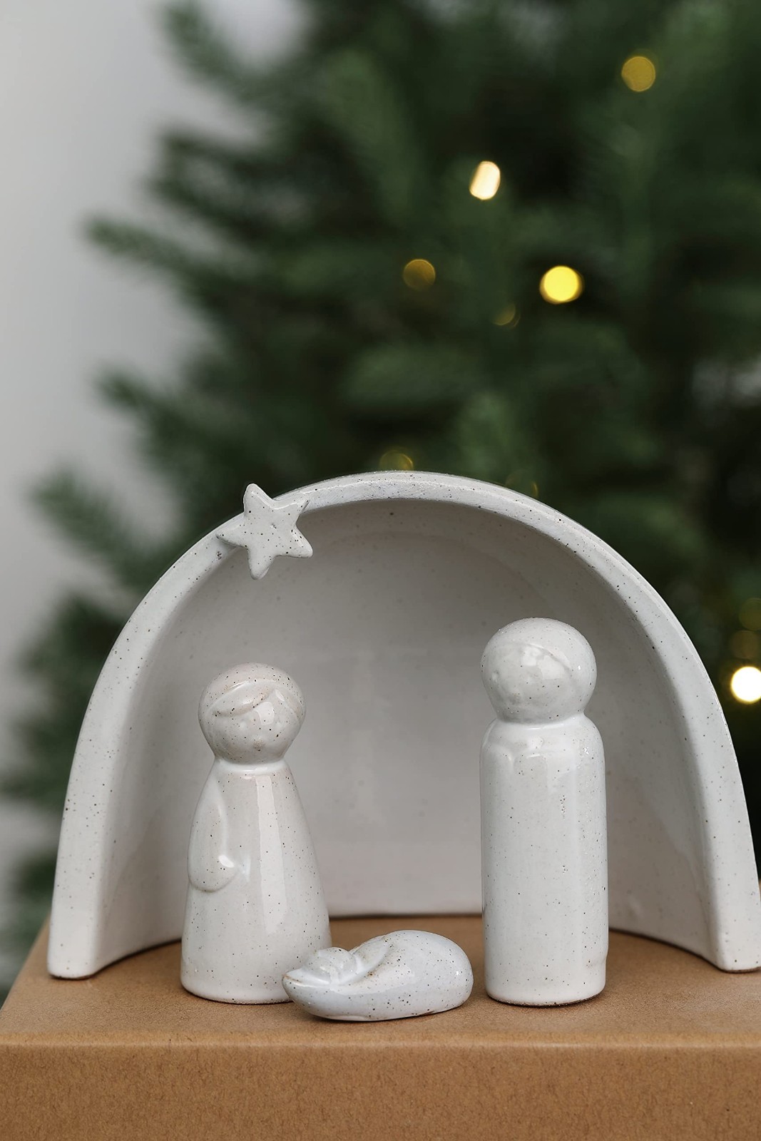 Ceramic Nativity Scene Set - 4Pcs Mini Christmas Tabletop Decor, 4.5\